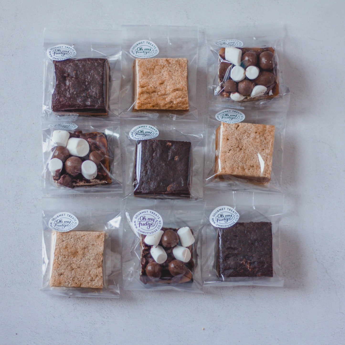 Fudge Hug Treat Box