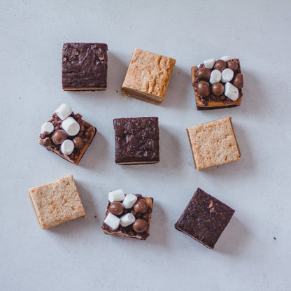 Fudge Hug Treat Box