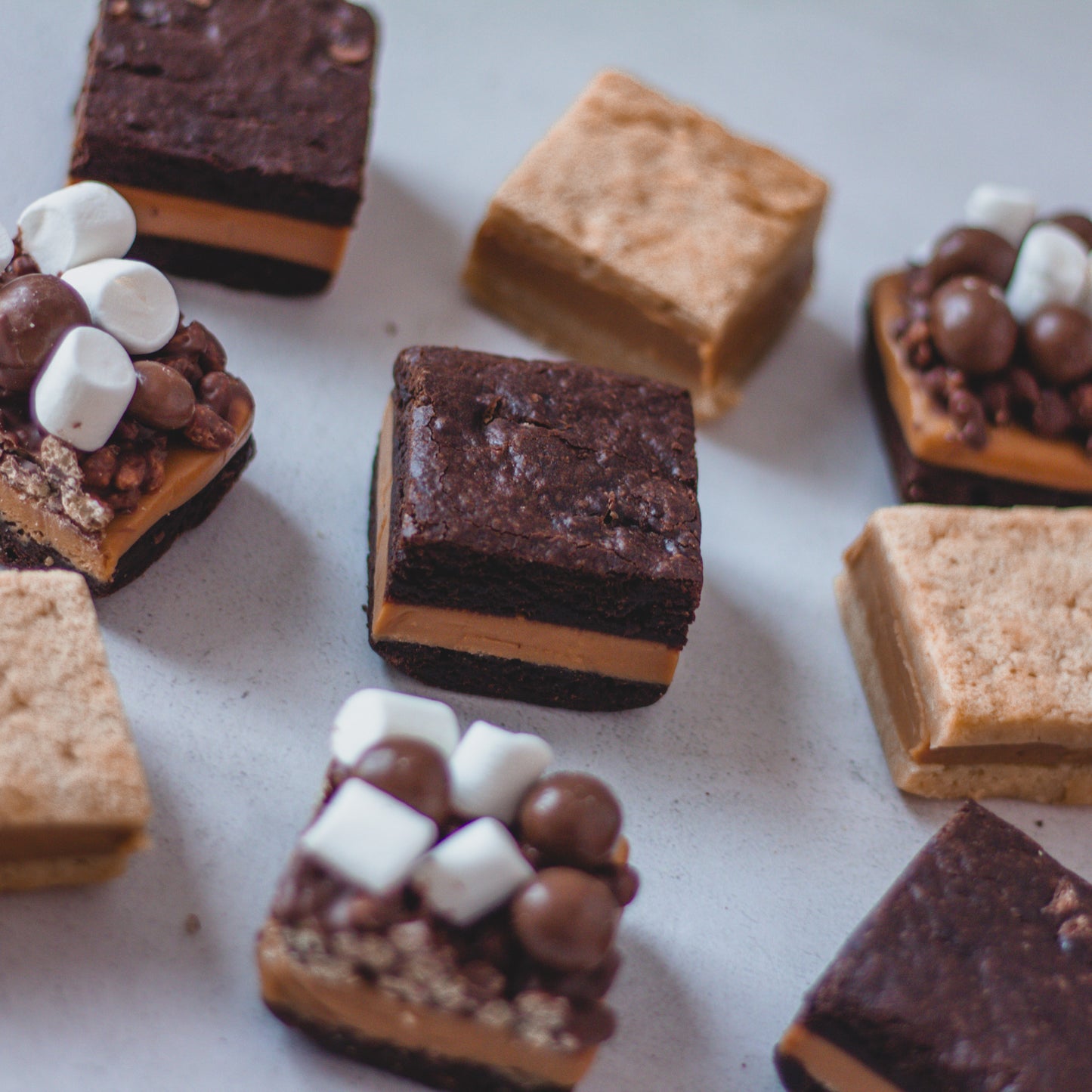 Fudge Hug Treat Box