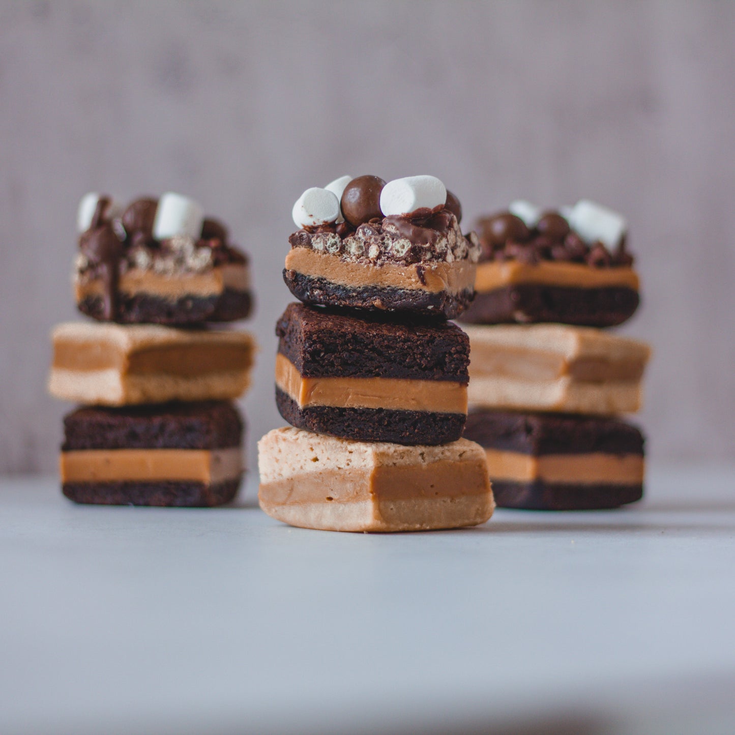Fudge Hug Treat Box