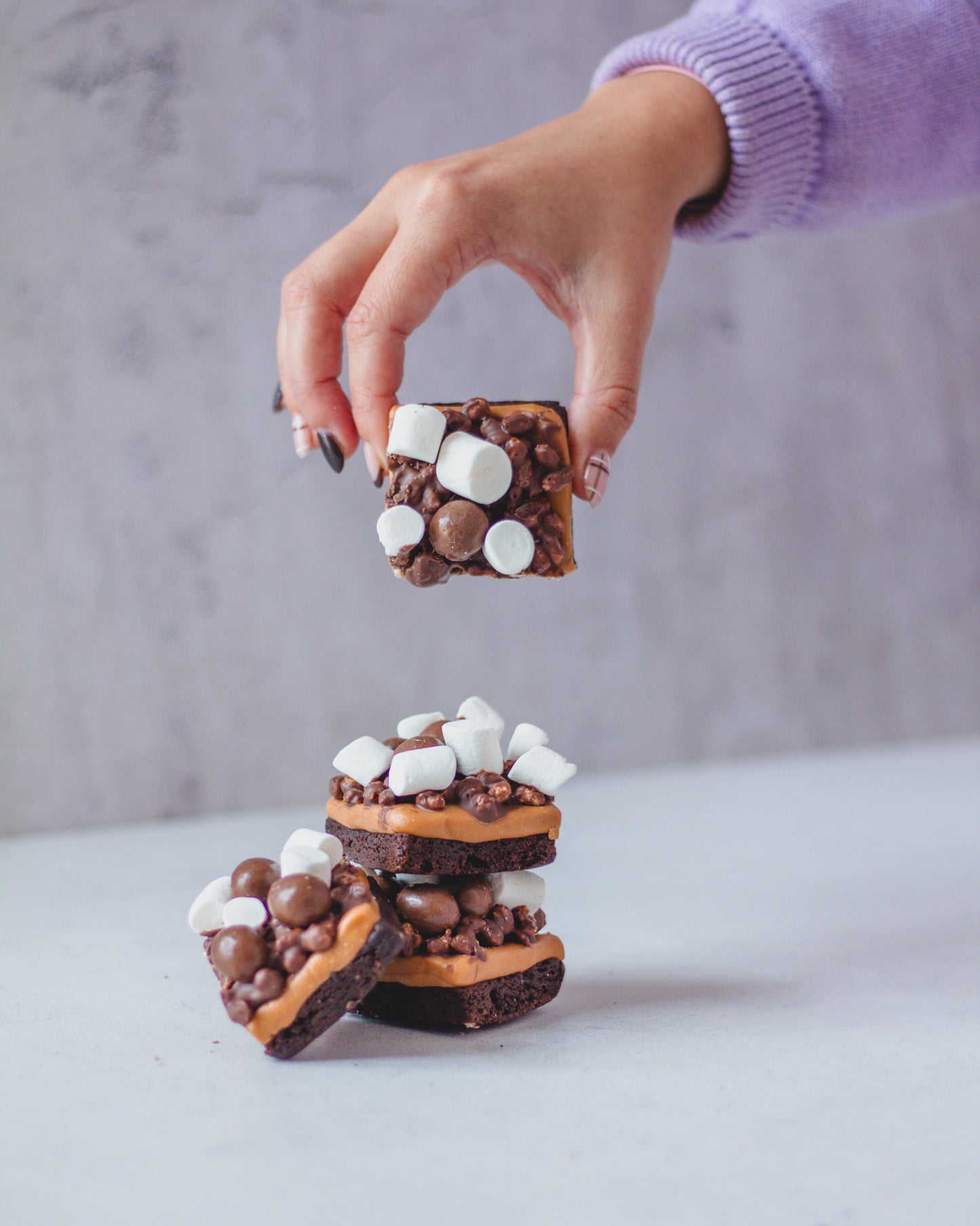 Fudge Hug - Rocky Road